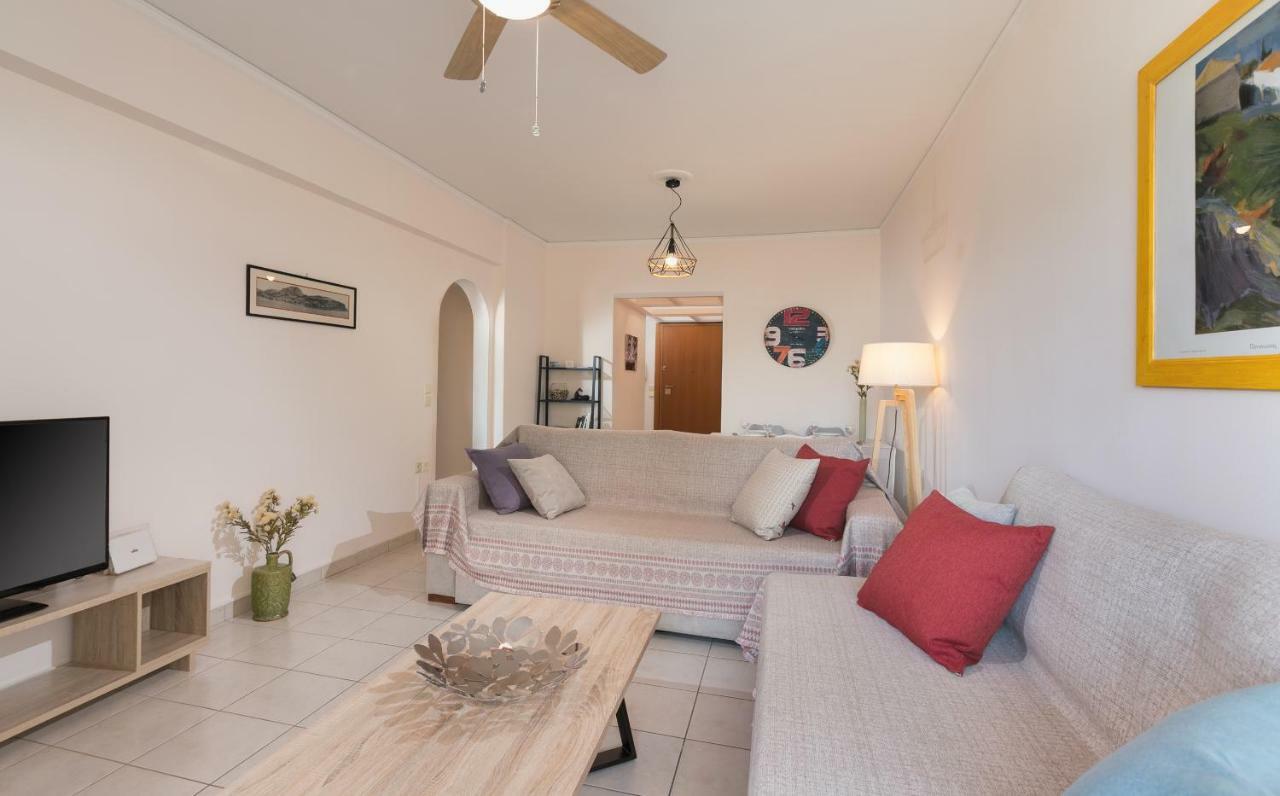 City Apartment With Private Parking Нафплион Экстерьер фото