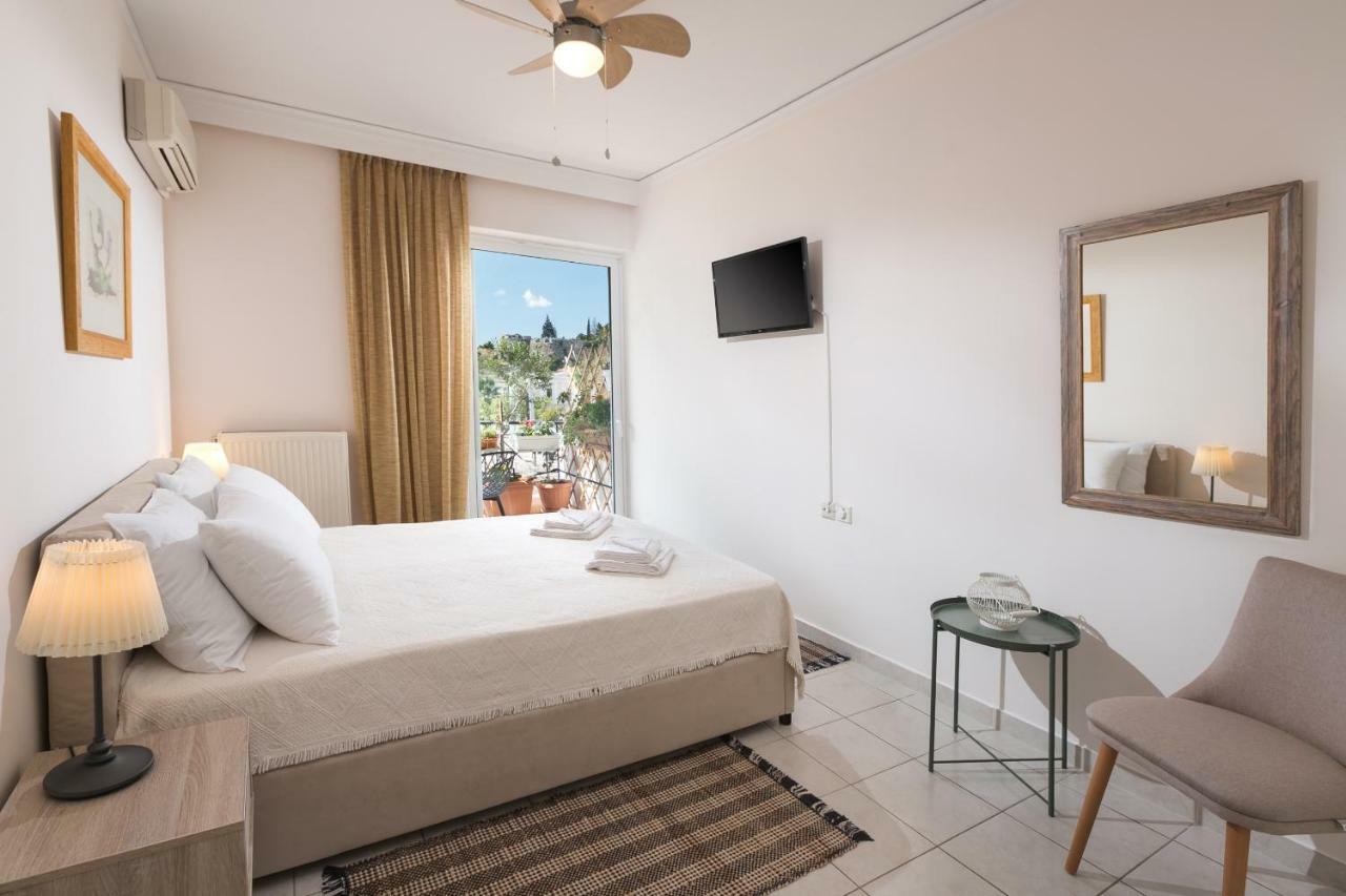 City Apartment With Private Parking Нафплион Экстерьер фото
